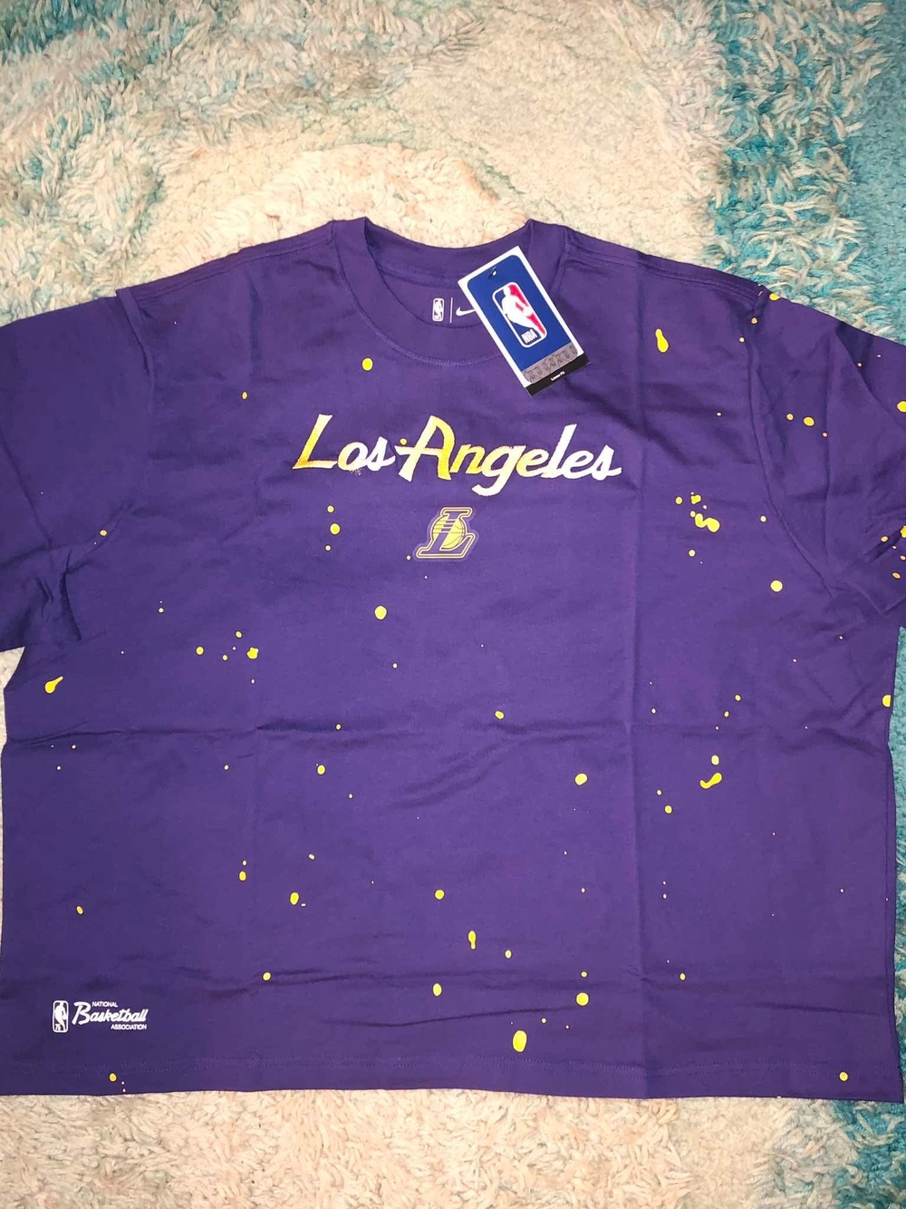 Nike Women's Los Angeles Lakers Courtside Splatter Cropped T-shirt in purple